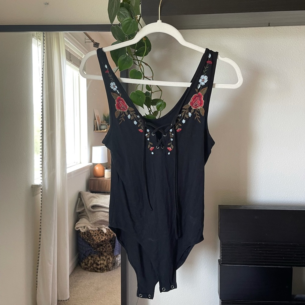 American Eagle floral bodysuit
